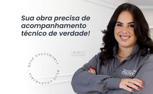 Análise estrutural de lajes e pilares de concreto em construção no litoral de Navegantes SC, com salinidade e maresia como fatores críticos.